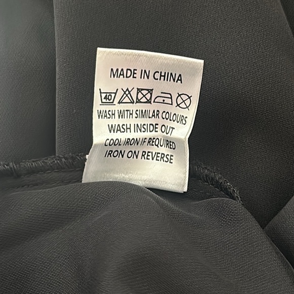 Area Stars Women’s Black Wide Leg Pants Size L NWT - Picture 11 of 12